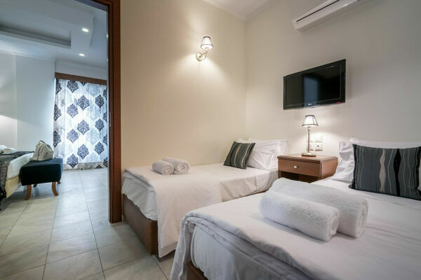 PREMIUM_SUITE_2