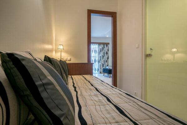 PREMIUM_SUITE