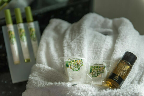 AMENITIES