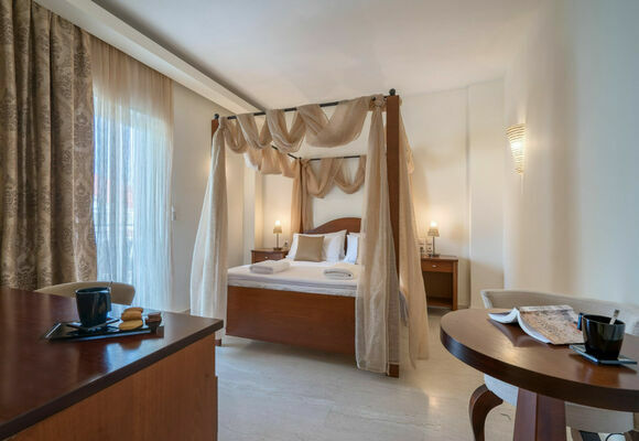 SUPERIOR_ROOM_2